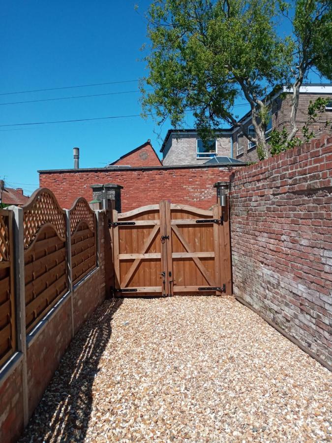 Delighful Self Catering In The Heart Of Glastonbury Exterior foto